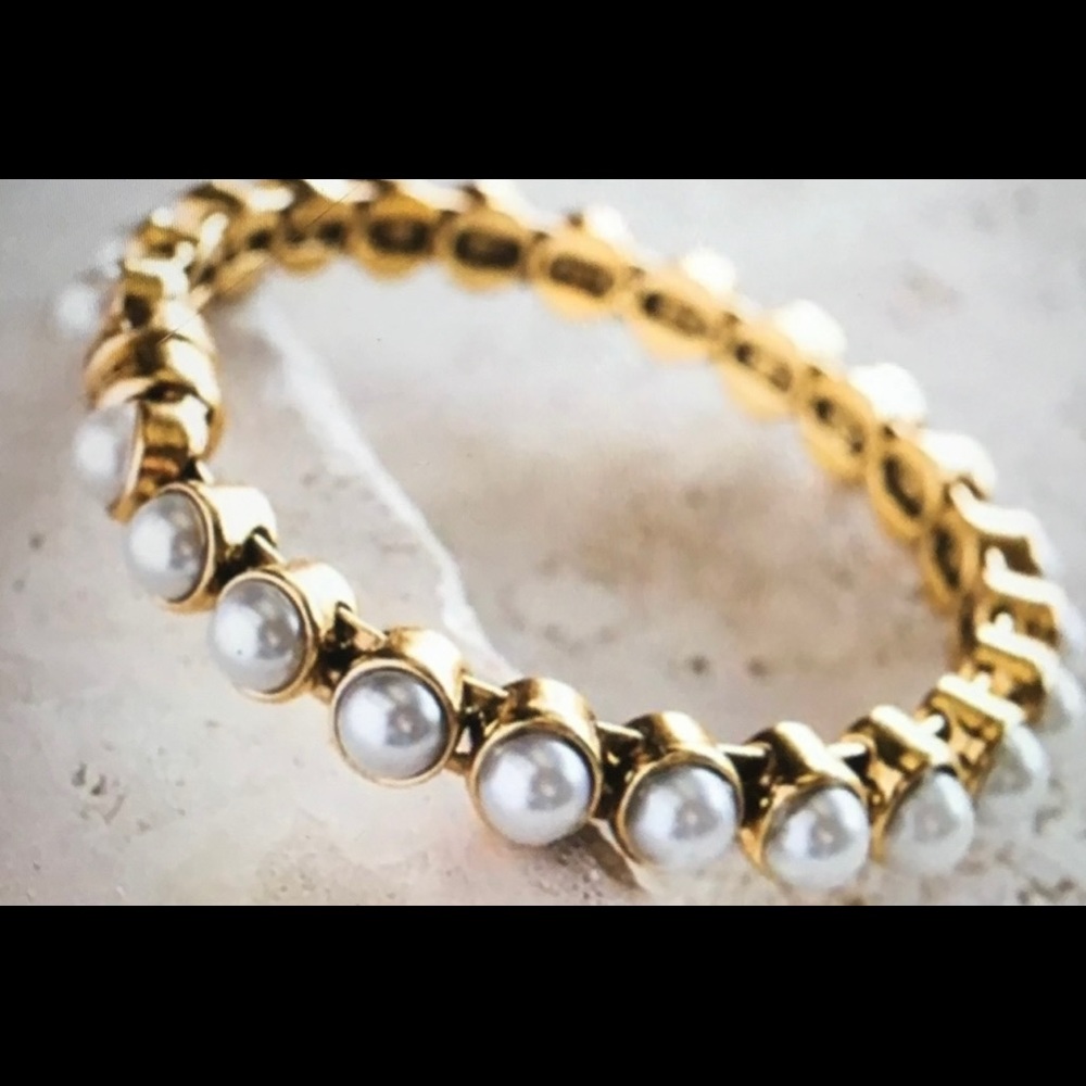 PlunderDesign pearl and gold magnetic bangle bracelet